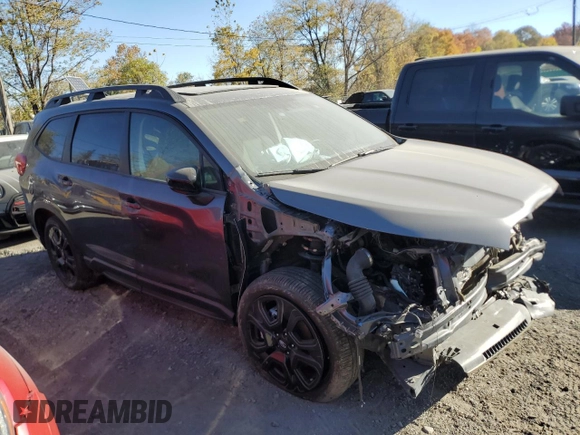 2024 Subaru Ascent Onyx with VIN 4S4WMAHD5R3422560, listed as a Copart auction lot 77322964 with 6,701 mi miles and Salvage title. Bid and sale history available at DreamBid. Image 4.