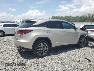 2021 Lexus RX 350 with VIN 2T2JZMAA9MC183642, listed as a Copart auction lot 61768375 with 37,629 mi miles and Salvage title. Bid and sale history available at DreamBid. Image 3.