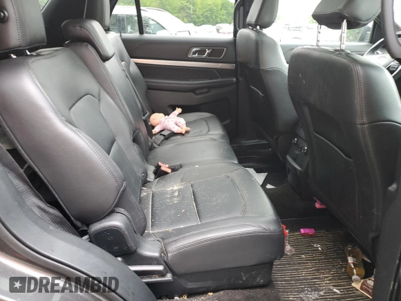 2018 Ford Explorer XLT with VIN 1FM5K8D80JGA94660, listed as a Copart auction lot 59012215 with 105,331 mi miles and Salvage title. Bid and sale history available at DreamBid. Image 11.
