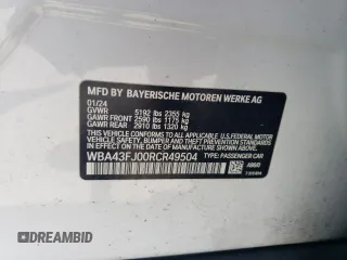 2024 BMW 5 Series 530i z VIN WBA43FJ00RCR49504, wystawiony jako Copart lot #57427265 z przebiegiem 30 326 mil mil oraz Szkoda całkowita • Salvage title. Historia ofert i sprzedaży dostępna na DreamBid. Obrazek 12.