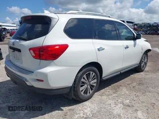 2019 Nissan Pathfinder SL with VIN 5N1DR2MN4KC596512, listed as a IAAI auction lot 42547862 with 231,367 mi miles and . Bid and sale history available at DreamBid. Image 4.