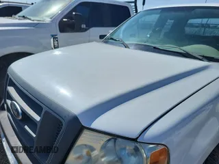 2005 Ford F-150 XLT с VIN 1FTPX12565KD37440, выставлен на аукционе IAAI как лот 42239872 с пробегом 131 043 миль миль и . История ставок и продаж доступна на DreamBid. Изображение 1.