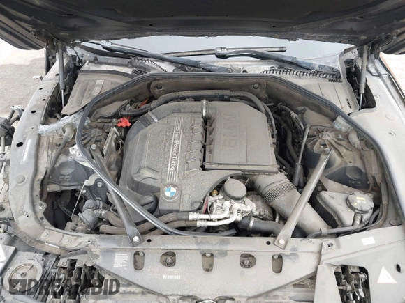 2015 BMW 7 Series 740i with VIN WBAYA6C54FG273188, listed as a IAAI auction lot 42563572 with 70,675 mi miles and . Bid and sale history available at DreamBid. Image 10.