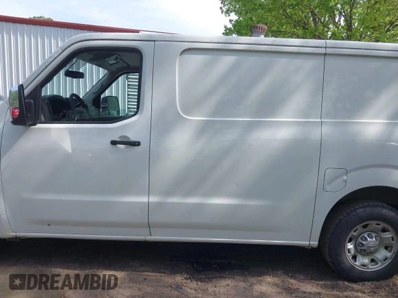 2017 Nissan NV SV с VIN 1N6AF0KYXHN806543, выставлен на аукционе IAAI как лот 42091203 с пробегом 278 626 миль миль и . История ставок и продаж доступна на DreamBid. Изображение 14.