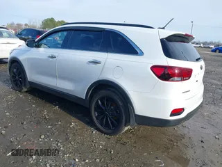 2019 Kia Sorento LX with VIN 5XYPG4A54KG599963, listed as a IAAI auction lot 41558055 with 119,238 mi miles and . Bid and sale history available at DreamBid. Image 3.