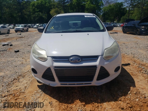 2012 Ford Focus S with VIN 1FAHP3E26CL404567, listed as a Copart auction lot 52162055 with 195,060 mi miles and Salvage Title. Bid and sale history available at DreamBid. Image 5.