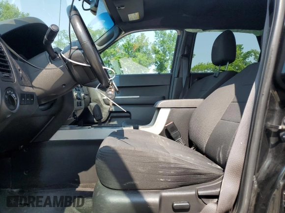 2011 Ford Escape XLT with VIN 1FMCU9DG6BKB03780, listed as a Copart auction lot 60322715 with 97,581 mi miles and Salvage title. Bid and sale history available at DreamBid. Image 7.