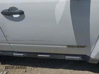 2008 Ford Escape XLS с VIN 1FMCU02Z18KD39486, выставлен на аукционе IAAI как лот 42311893 с пробегом 145 210 миль миль и . История ставок и продаж доступна на DreamBid. Изображение 13.