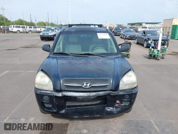 2006 Hyundai Tucson GL with VIN KM8JM12B26U340745, listed as a IAAI auction lot 42129680 with 87,133 mi miles. Bid and sale history available at carsss.com. Image 12.