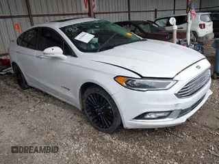 2017 Ford Fusion Hybrid Titanium с VIN 3FA6P0RU1HR322997, выставлен на аукционе IAAI как лот 41506630 с пробегом 263 589 миль миль и . История ставок и продаж доступна на DreamBid. Изображение 1.