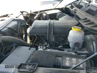 2024 Ram 1500 Warlock z VIN 1C6RR7LG6RS148385, wystawiony jako IAAI lot #42734922 z przebiegiem 35 137 mil mil oraz . Historia ofert i sprzedaży dostępna na DreamBid. Obrazek 19.