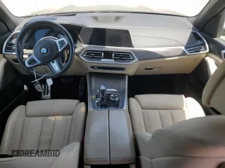 2021 BMW X5 xDrive40i with VIN 5UXCR6C03M9H41831, listed as a Copart auction lot 62145025 with Not provided miles and Salvage title. Bid and sale history available at DreamBid. Image 8.