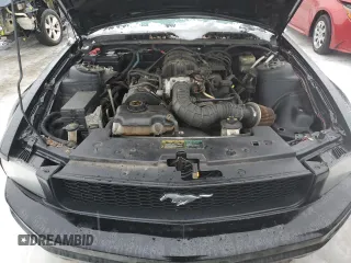 2005 Ford Mustang Deluxe z VIN 1ZVFT84N355220696, wystawiony jako Copart lot #43260575 z przebiegiem 158 180 mil mil oraz Nie do naprawy • Non repairable. Historia ofert i sprzedaży dostępna na DreamBid. Obrazek 11.
