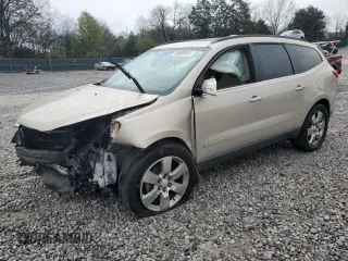 2011 Chevrolet Traverse LTZ z VIN 1GNKVLED8BJ403901, wystawiony jako Copart lot #83517324 z przebiegiem 106 212 mil mil oraz Czysty tytuł • Clean title. Historia ofert i sprzedaży dostępna na DreamBid. Obrazek 1.