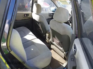 2005 Hyundai Santa Fe GLS с VIN KM8SC73D15U974220, выставлен на аукционе IAAI как лот 41514751 с пробегом 241 080 миль миль и . История ставок и продаж доступна на DreamBid. Изображение 8.
