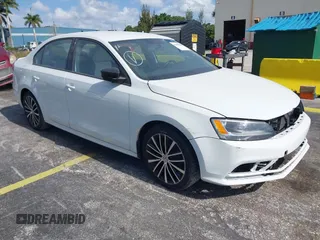 2016 Volkswagen Jetta Sport z VIN 3VWD17AJ6GM287749, wystawiony jako IAAI lot #42180804 z przebiegiem 127 157 mil mil oraz . Historia ofert i sprzedaży dostępna na DreamBid. Obrazek 1.