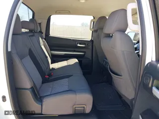 2017 Toyota Tundra 2WD SR5 with VIN 5TFEM5F14HX115761, listed as a IAAI auction lot 41827688 with 136,038 mi miles. Bid and sale history available at carsss.com. Image 8.