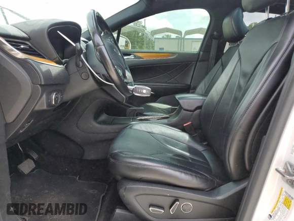 2017 Lincoln MKC Reserve with VIN 5LMTJ3DH0HUL04356, listed as a Copart auction lot 53694465 with 134,998 mi miles and Salvage title. Bid and sale history available at DreamBid. Image 7.