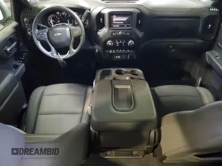2022 Chevrolet Silverado 1500 Custom Trail Boss with VIN 3GCPDCEK8NG625750, listed as a Copart auction lot 81053304 with 33,151 mi miles and Salvage Title. Bid and sale history available at carsss.com. Image 8.