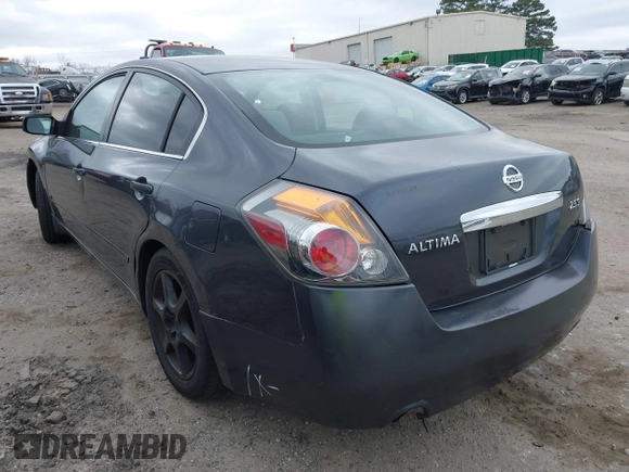 2012 Nissan Altima 2.5 S with VIN 1N4AL2AP4CN561298, listed as a IAAI auction lot 41717188 with 200,929 mi miles. Bid and sale history available at carsss.com. Image 3.