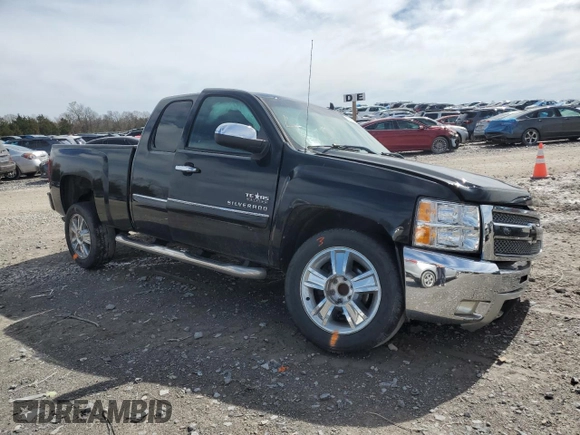 2013 Chevrolet Silverado 1500 LT with VIN 1GCRCSE0XDZ284645, listed as a Copart auction lot 50033945 with 138,053 mi miles and Salvage Title. Bid and sale history available at DreamBid. Image 4.