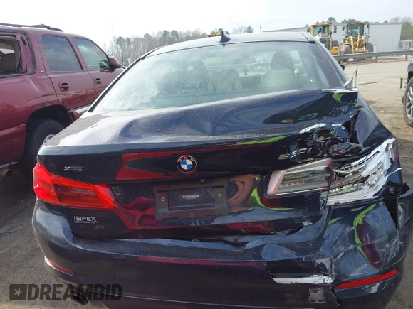 2019 BMW 5 Series 530i xDrive with VIN WBAJA7C50KWW48792, listed as a IAAI auction lot 41840161 with 58,313 mi miles. Bid and sale history available at carsss.com. Image 16.