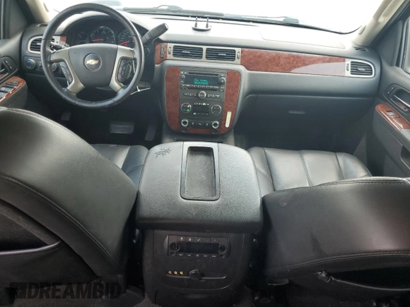 2014 Chevrolet Suburban LT with VIN 1GNSKJE75ER118957, listed as a Copart auction lot 65419354 with 204,878 mi miles and Salvage Title. Bid and sale history available at carsss.com. Image 8.