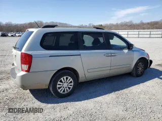 2014 Kia Sedona LX with VIN KNDMG4C72E6544985, listed as a Copart auction lot 48671815 with 139,623 mi miles and Salvage Title. Bid and sale history available at carsss.com. Image 3.