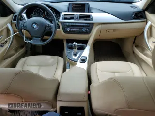 2013 BMW 3 Series 328i xDrive z VIN WBA3B5C59DF596737, wystawiony jako Copart lot #64433395 z przebiegiem 76 417 mil mil oraz Czysty tytuł • Clean title. Historia ofert i sprzedaży dostępna na DreamBid. Obrazek 8.