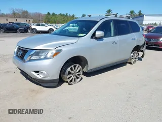 2016 Nissan Pathfinder Platinum with VIN 5N1AR2MM0GC616224, listed as a IAAI auction lot 42088422 with 131,411 mi miles. Bid and sale history available at carsss.com. Image 2.