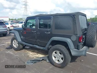2016 Jeep Wrangler Unlimited Sport with VIN 1C4BJWDG7GL329660, listed as a IAAI auction lot 42482861 with 115,622 mi miles and . Bid and sale history available at DreamBid. Image 14.