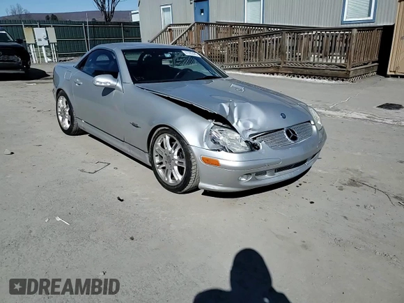 2004 Mercedes-Benz SLK-Class with VIN WDBKK65F74F300543, listed as a Copart auction lot 47282445 with 66,522 mi miles and Salvage Title. Bid and sale history available at carsss.com. Image 10.