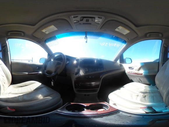2012 Toyota Sienna XLE with VIN 5TDDK3DC1CS047105, listed as a IAAI auction lot 41901541 with 176,476 mi miles. Bid and sale history available at carsss.com. Image 18.