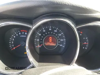 2013 Kia Optima LX z VIN 5XXGM4A71DG182351, wystawiony jako Copart lot #53869324 z przebiegiem 125 893 mil mil oraz Szkoda całkowita • Salvage title. Historia ofert i sprzedaży dostępna na DreamBid. Obrazek 9.