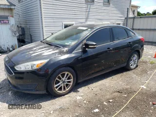 2015 Ford Focus SE z VIN 1FADP3F26FL203494, wystawiony jako Copart lot #66274835 z przebiegiem 92 587 mil mil oraz Czysty tytuł • Clean title. Historia ofert i sprzedaży dostępna na DreamBid. Obrazek 1.