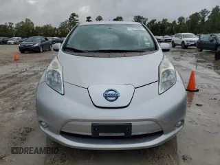 2015 Nissan LEAF SV with VIN 1N4AZ0CP7FC311103, listed as a Copart auction lot 73679083 with 37,685 mi miles. Bid and sale history available at carsss.com. Image 5.