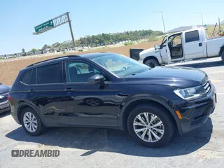 2019 Volkswagen Tiguan S с VIN 3VV1B7AX0KM027381, выставлен на аукционе IAAI как лот 42332275 с пробегом 48 632 миль миль и . История ставок и продаж доступна на DreamBid. Изображение 13.