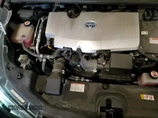 2020 Toyota Prius LE z VIN JTDL9RFU4L3021227, wystawiony jako Copart lot #64949555 z przebiegiem 104 850 mil mil oraz Szkoda całkowita • Salvage title. Historia ofert i sprzedaży dostępna na DreamBid. Obrazek 15.
