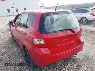 2007 Honda Fit with VIN JHMGD38407S052558, listed as a IAAI auction lot 41814768 with 163,024 mi miles. Bid and sale history available at carsss.com. Image 3.