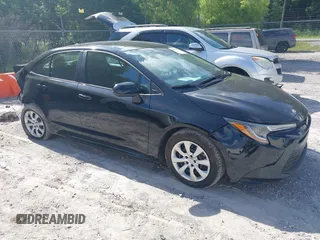 2025 Toyota Corolla LE z VIN 5YFB4MDE2SP242260, wystawiony jako IAAI lot #42419890 z przebiegiem 12 367 mil mil oraz . Historia ofert i sprzedaży dostępna na DreamBid. Obrazek 1.
