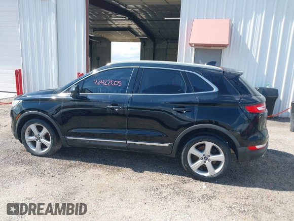 2017 Lincoln MKC Premiere с VIN 5LMCJ1C91HUL49790, выставлен на аукционе IAAI как лот 42422005 с пробегом 99 093 миль миль и . История ставок и продаж доступна на DreamBid. Изображение 14.