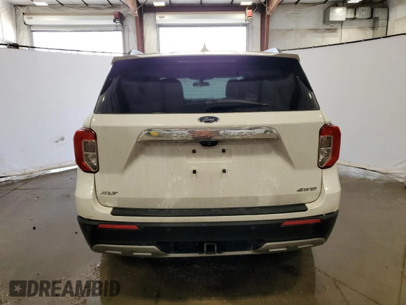 2021 Ford Explorer XLT z VIN 1FMSK8DH8MGB32529, wystawiony jako Copart lot #53563895 z przebiegiem 97 396 mil mil oraz Czysty tytuł • Clean title. Historia ofert i sprzedaży dostępna na DreamBid. Obrazek 6.