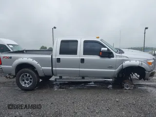 2014 Ford F-250 XL z VIN 1FT7W2BT8EEA01598, wystawiony jako IAAI lot #42258142 z przebiegiem 182 057 mil mil oraz . Historia ofert i sprzedaży dostępna na DreamBid. Obrazek 13.