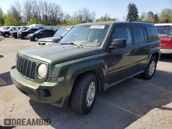2008 Jeep Patriot Sport z VIN 1J8FF28W38D543935, wystawiony jako Copart lot #53519445 z przebiegiem 169 618 mil mil oraz Czysty tytuł • Clean title. Historia ofert i sprzedaży dostępna na DreamBid. Obrazek 1.