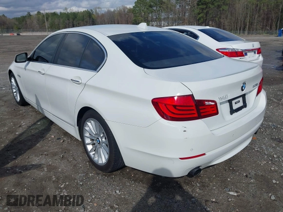 2011 BMW 5 Series 535i z VIN WBAFR7C50BC804345, wystawiony jako IAAI lot #41856642 z przebiegiem 127 357 mil mil oraz . Historia ofert i sprzedaży dostępna na DreamBid. Obrazek 3.