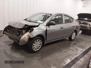 2012 Nissan Versa SV with VIN 3N1CN7AP0CL910681, listed as a IAAI auction lot 41405297 with 77,635 mi miles. Bid and sale history available at carsss.com. Image 2.