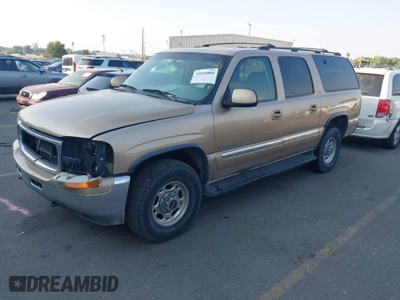 2001 GMC Yukon XL SLT with VIN 3GKGK26G21G155501, listed as a IAAI auction lot 39928004 with 338,183 mi miles. Bid and sale history available at carsss.com. Image 2.