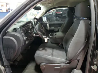 2008 Chevrolet Silverado 1500 1LT with VIN 2GCEK19J081129728, listed as a Copart auction lot 52635075 with 106,412 mi miles and Salvage Title. Bid and sale history available at DreamBid. Image 7.