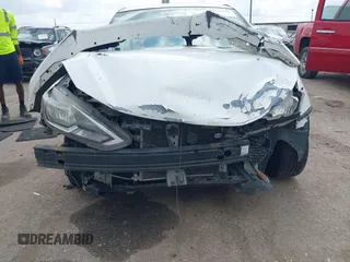 2017 Nissan Sentra SR z VIN 3N1AB7AP1HY294547, wystawiony jako IAAI lot #42162519 z przebiegiem 106 594 mil mil oraz . Historia ofert i sprzedaży dostępna na DreamBid. Obrazek 12.