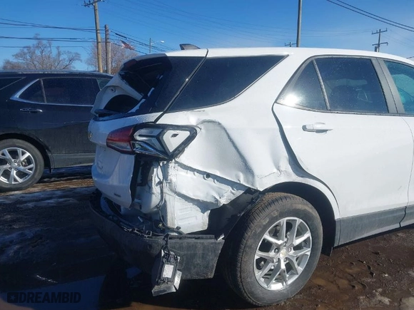 2023 Chevrolet Equinox LS with VIN 3GNAXSEG4PL213068, listed as a IAAI auction lot 41665002 with 14,740 mi miles. Bid and sale history available at carsss.com. Image 6.
